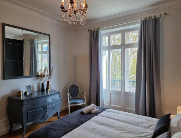 Majord'Home - Le Ness - Face au Pont des Amours Annecy Extérieur photo
